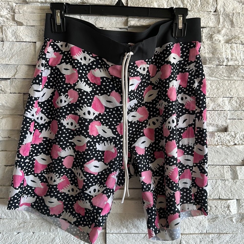 Catch surf board shorts